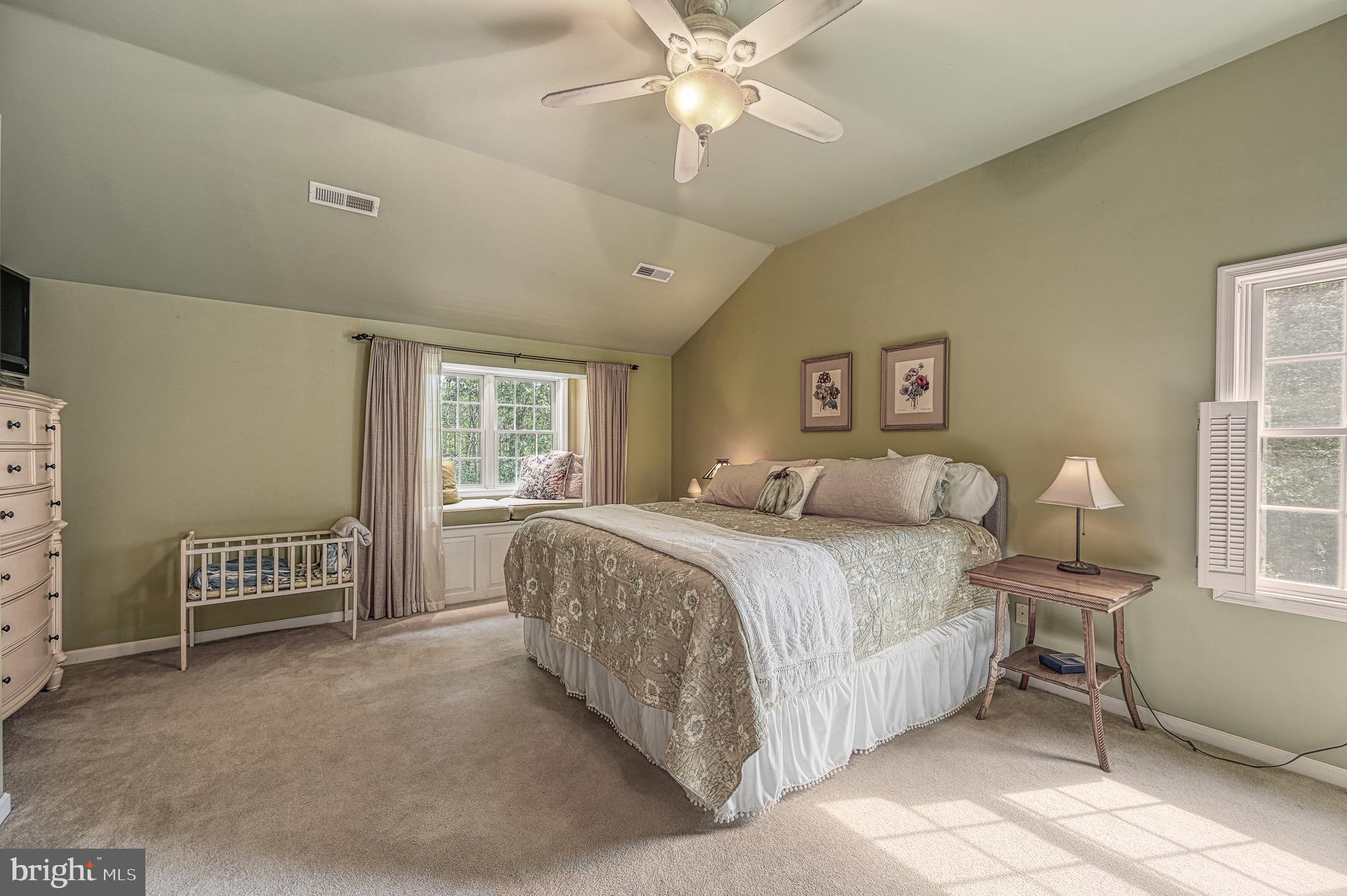 PINE HARBOUR - Residential