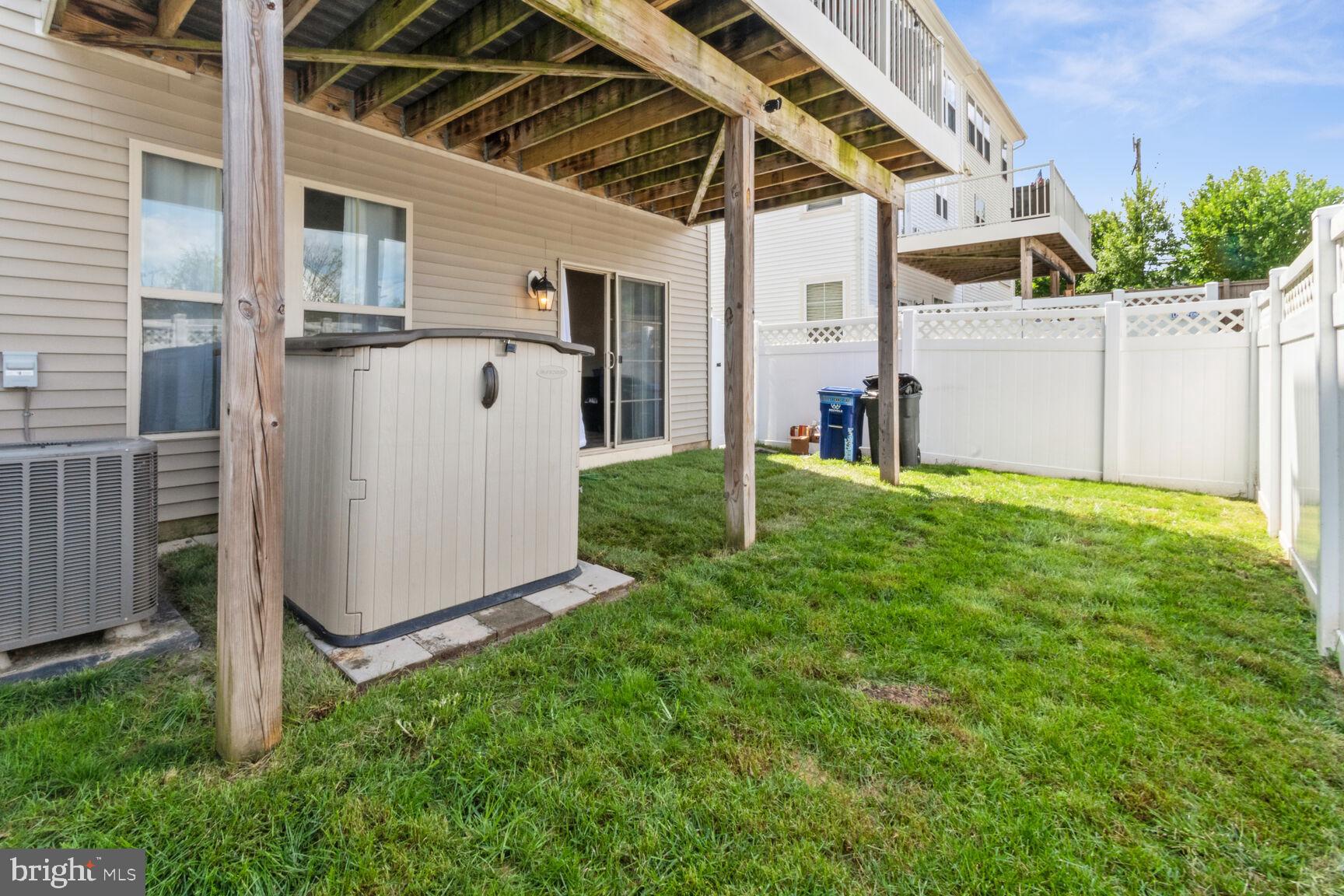 LAYHILL OVERLOOK - Residential