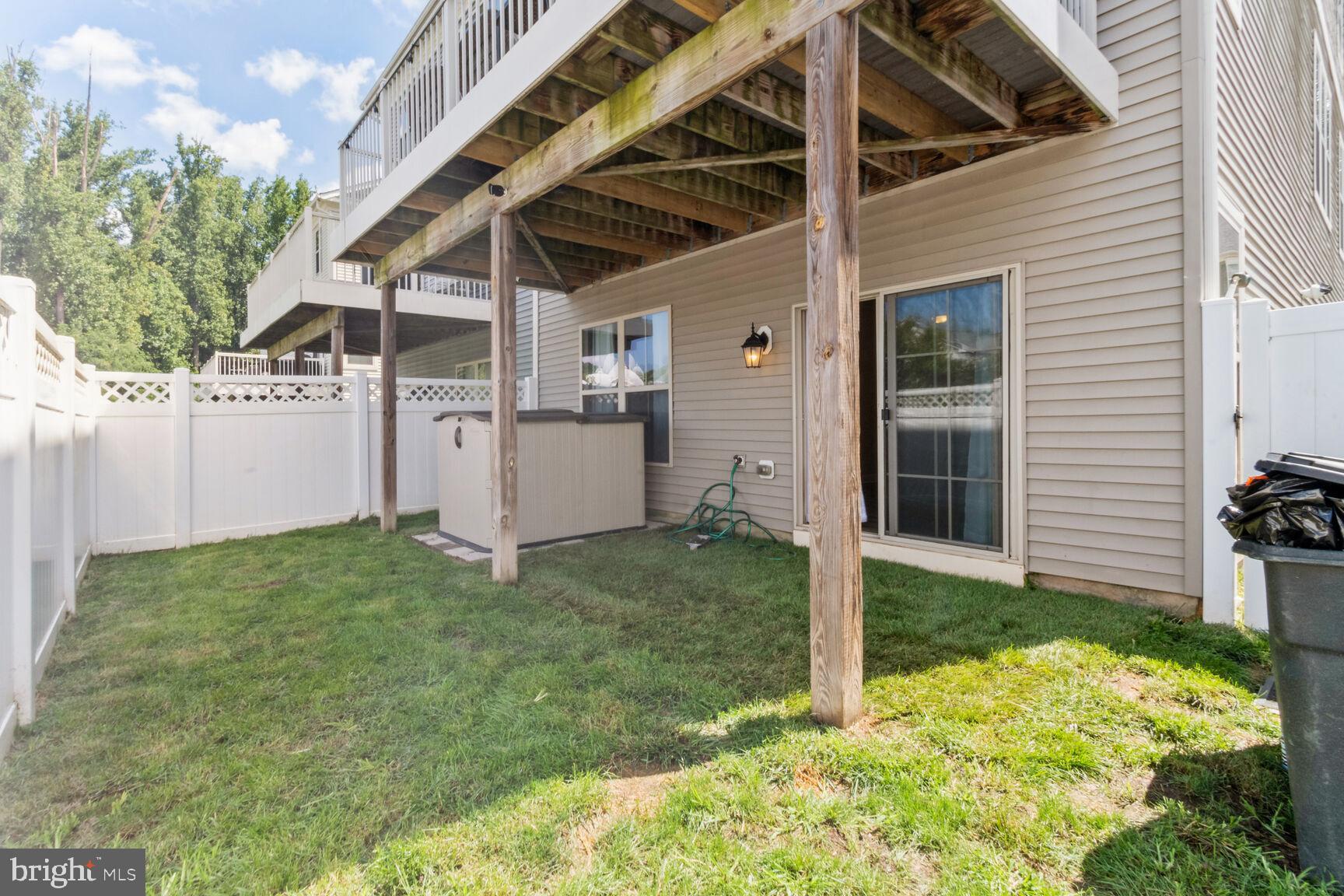 LAYHILL OVERLOOK - Residential