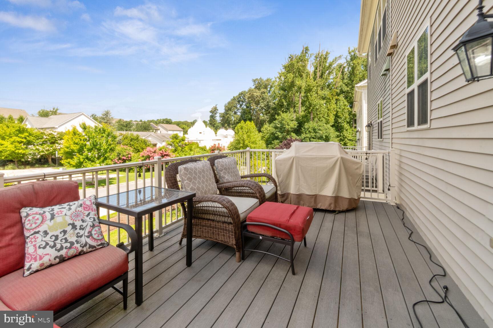 LAYHILL OVERLOOK - Residential