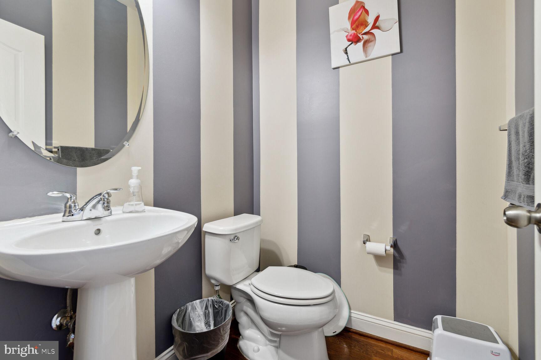 LAYHILL OVERLOOK - Residential