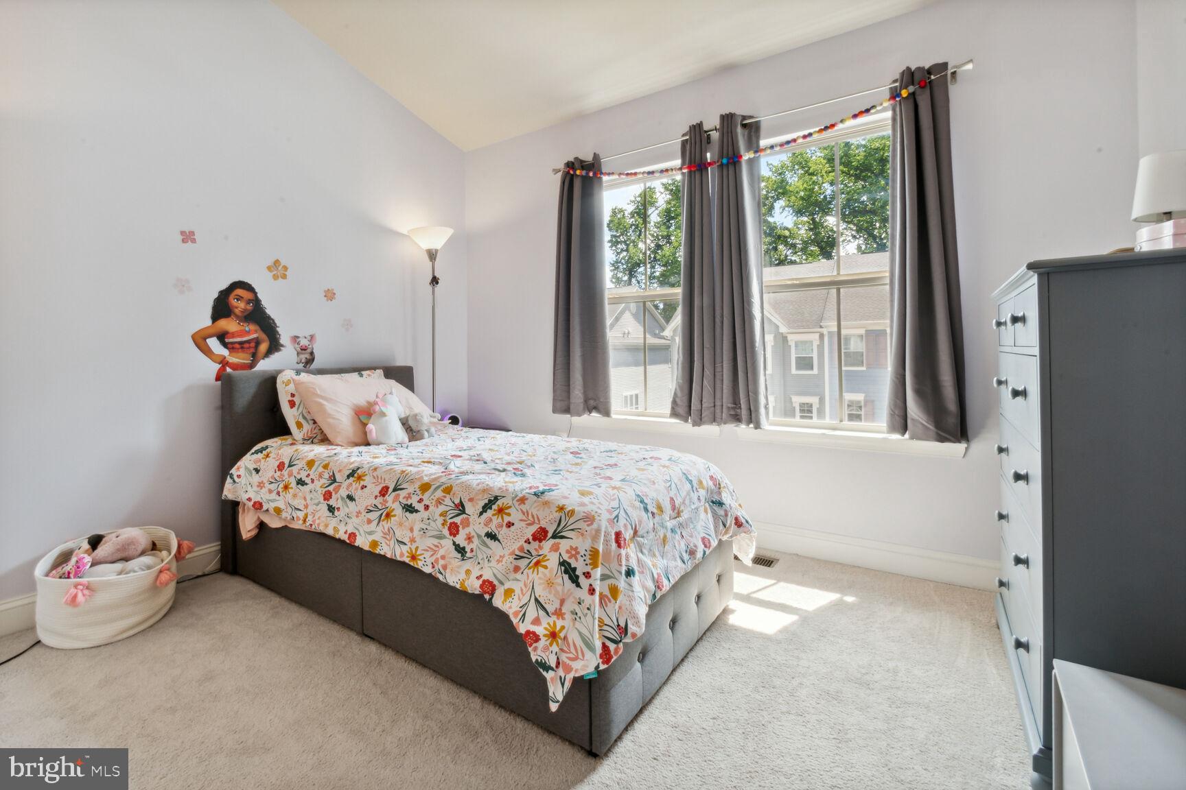 LAYHILL OVERLOOK - Residential