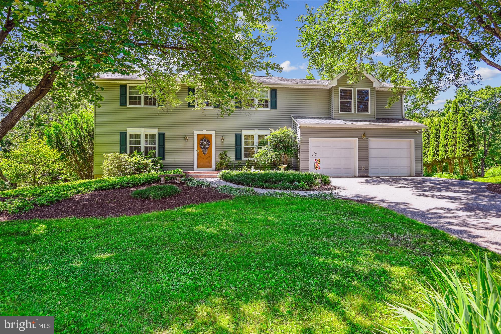 4240 HERMITAGE DRIVE