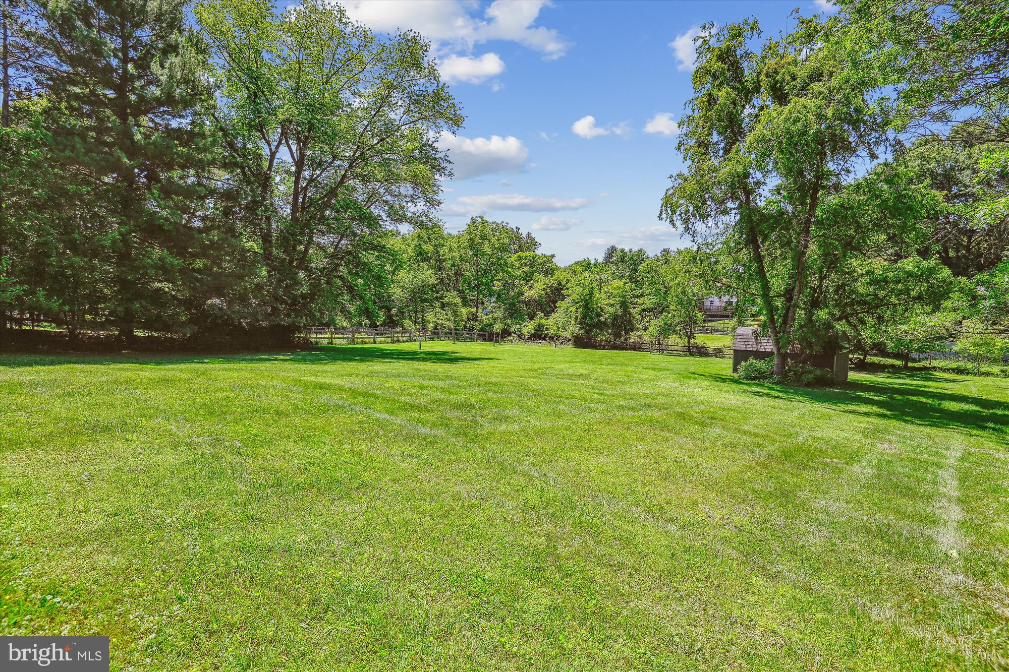 4240 HERMITAGE DRIVE