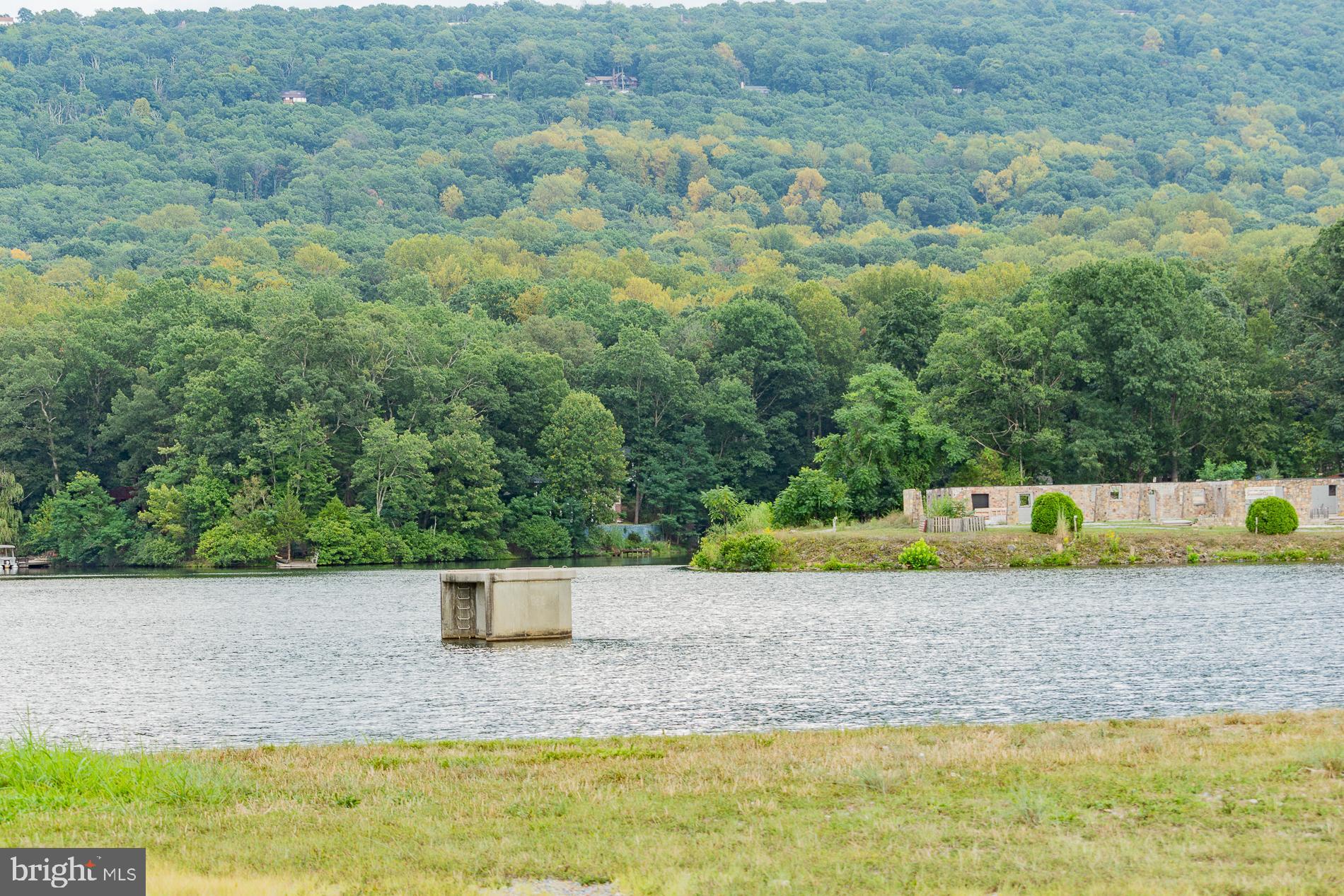 SHANNONDALE - Residential