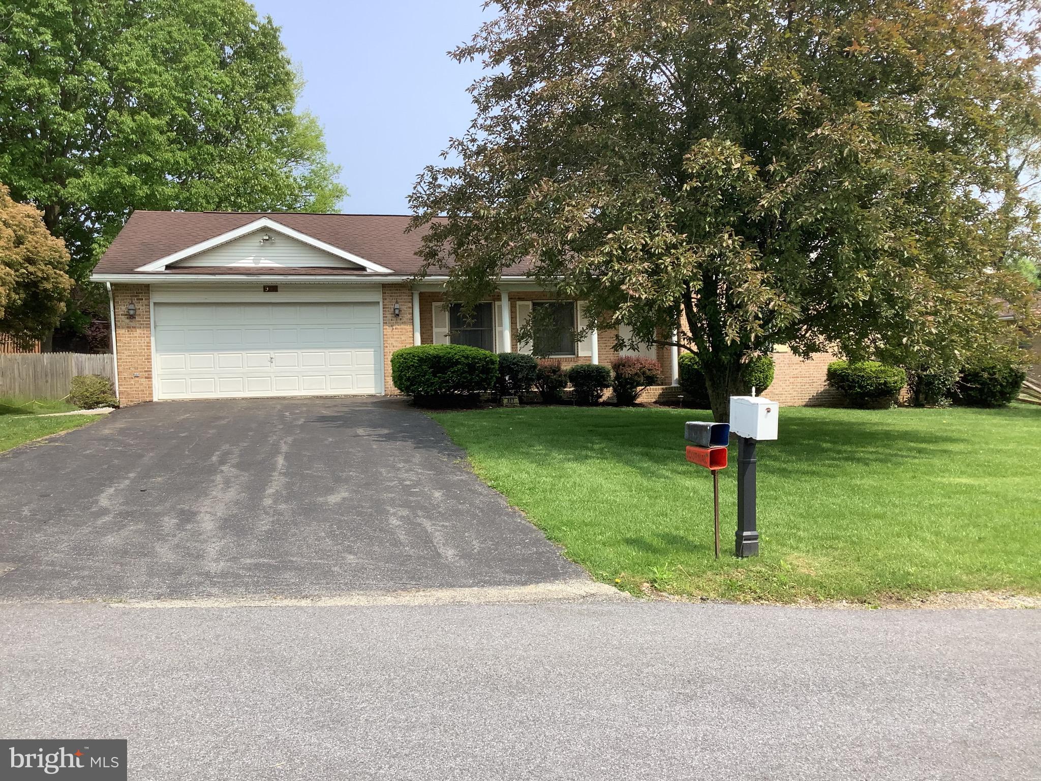 BRIARWOOD - Residential