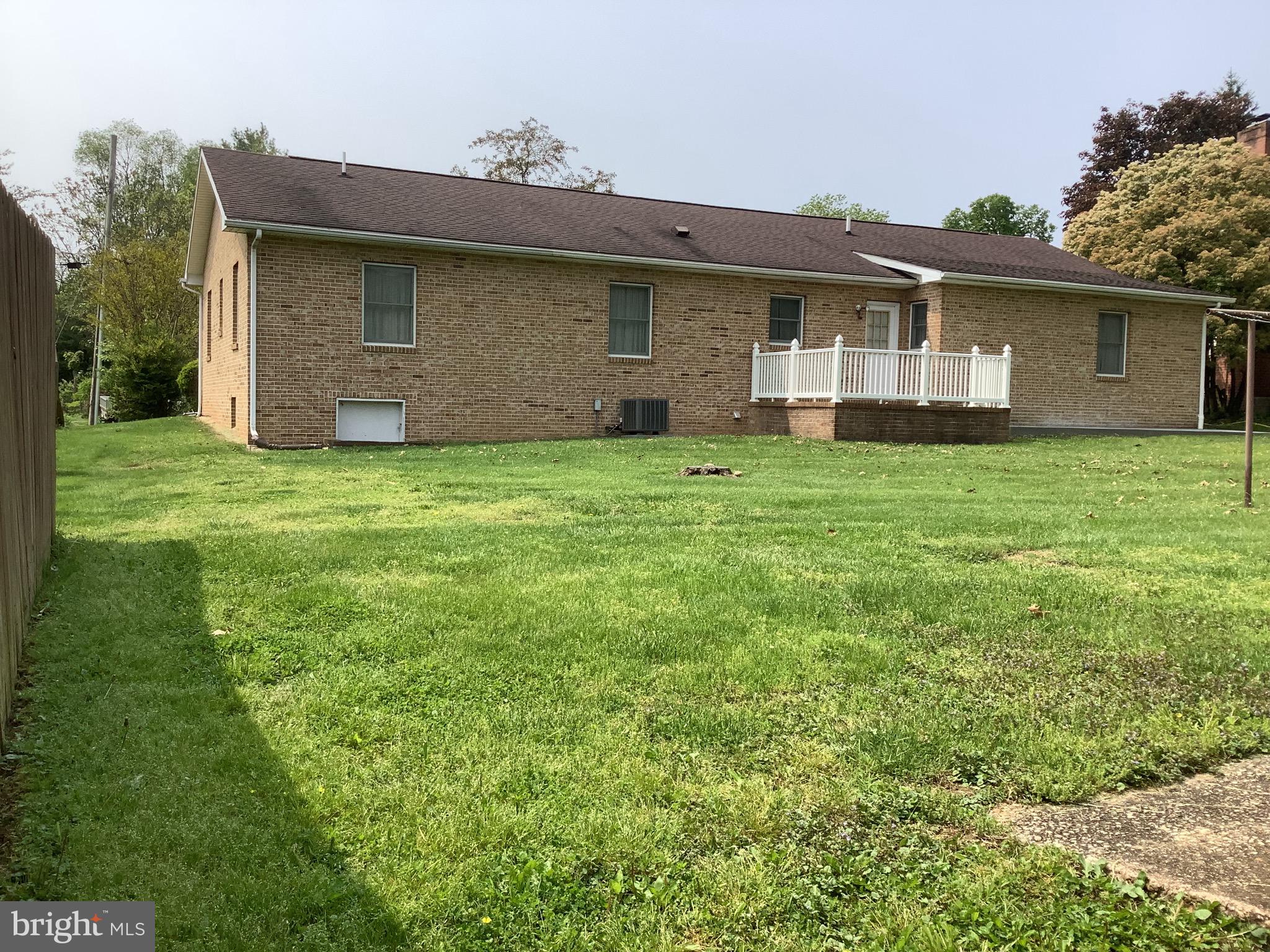 BRIARWOOD - Residential