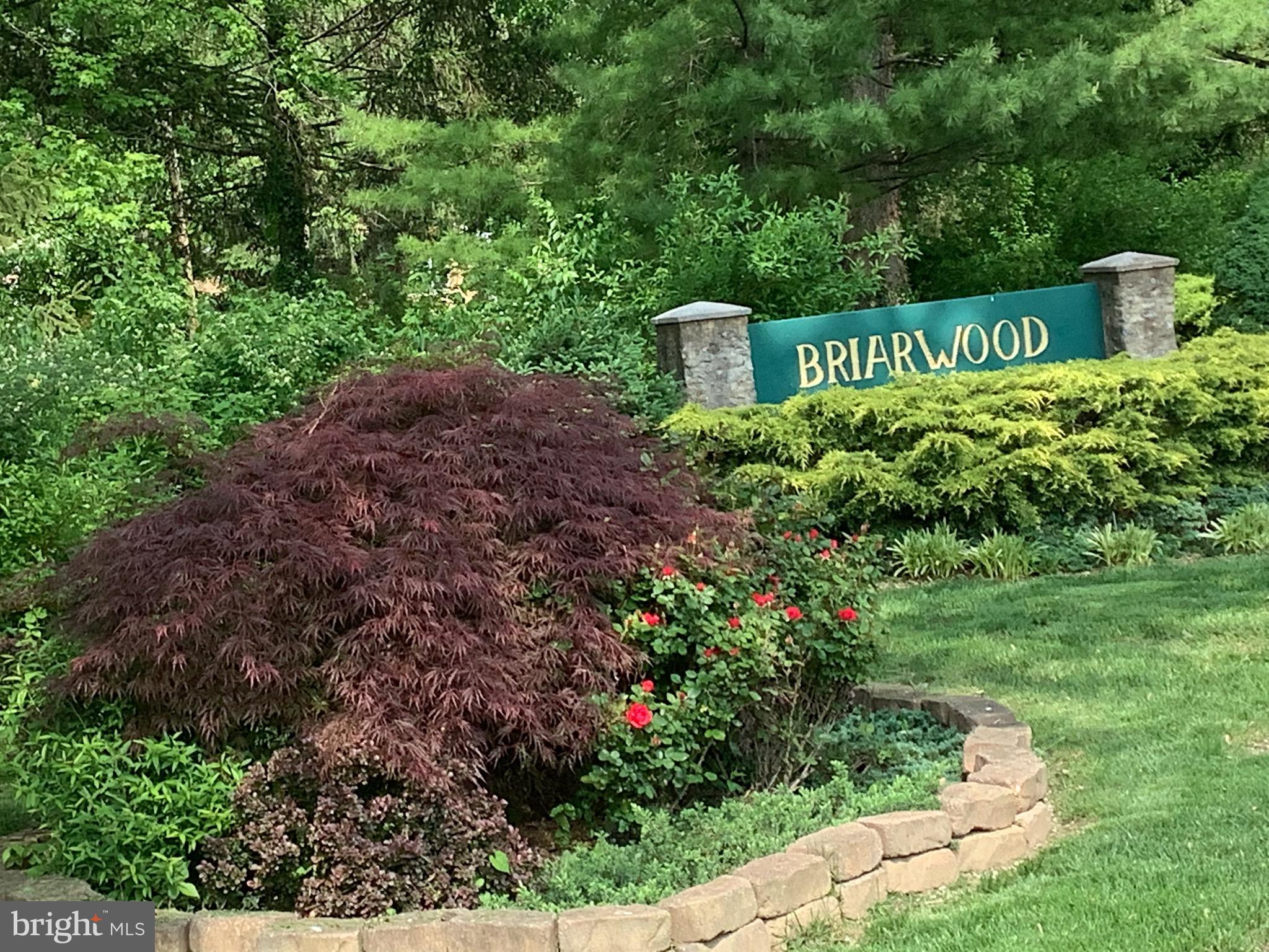 BRIARWOOD - Residential