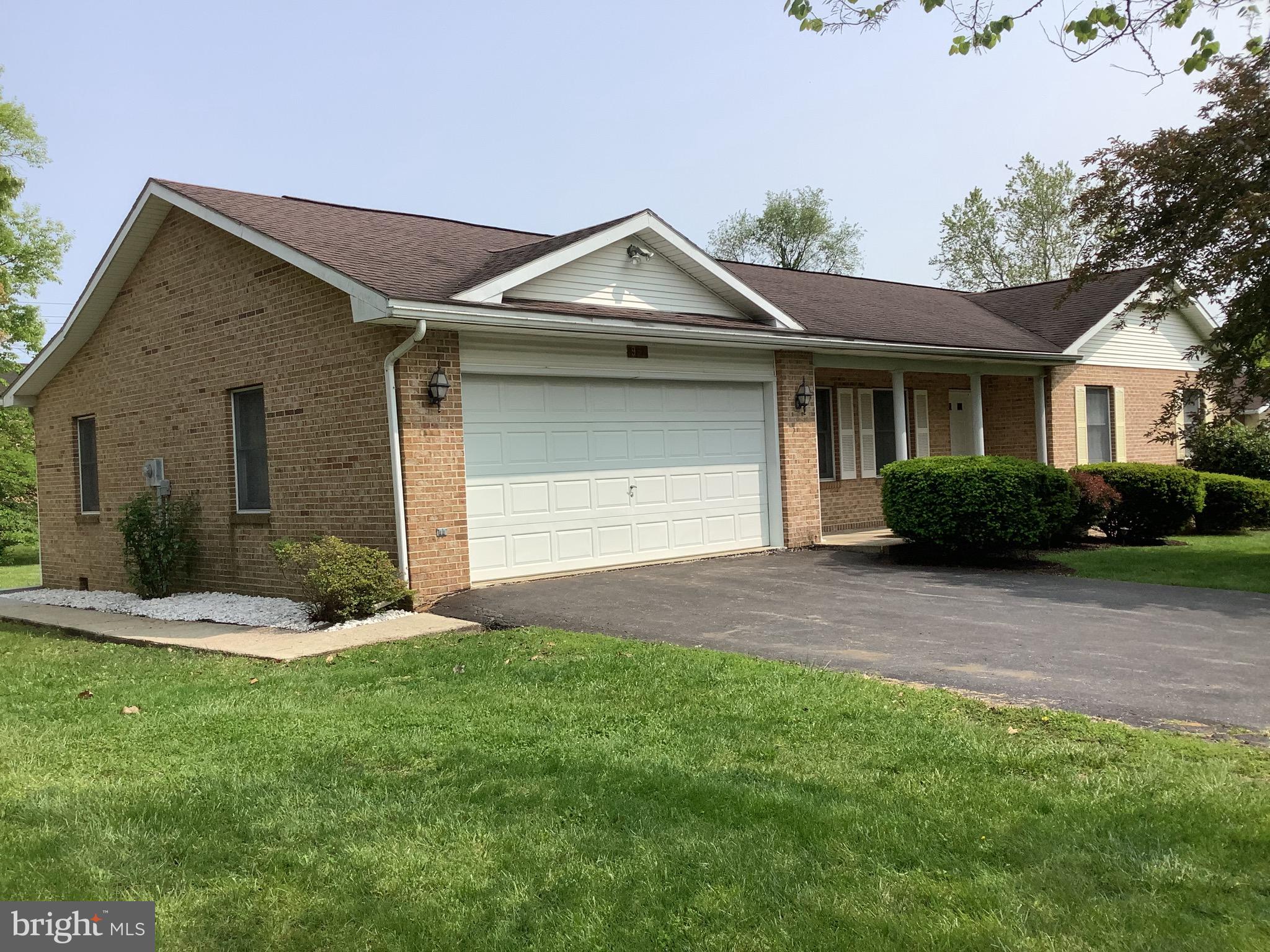 BRIARWOOD - Residential