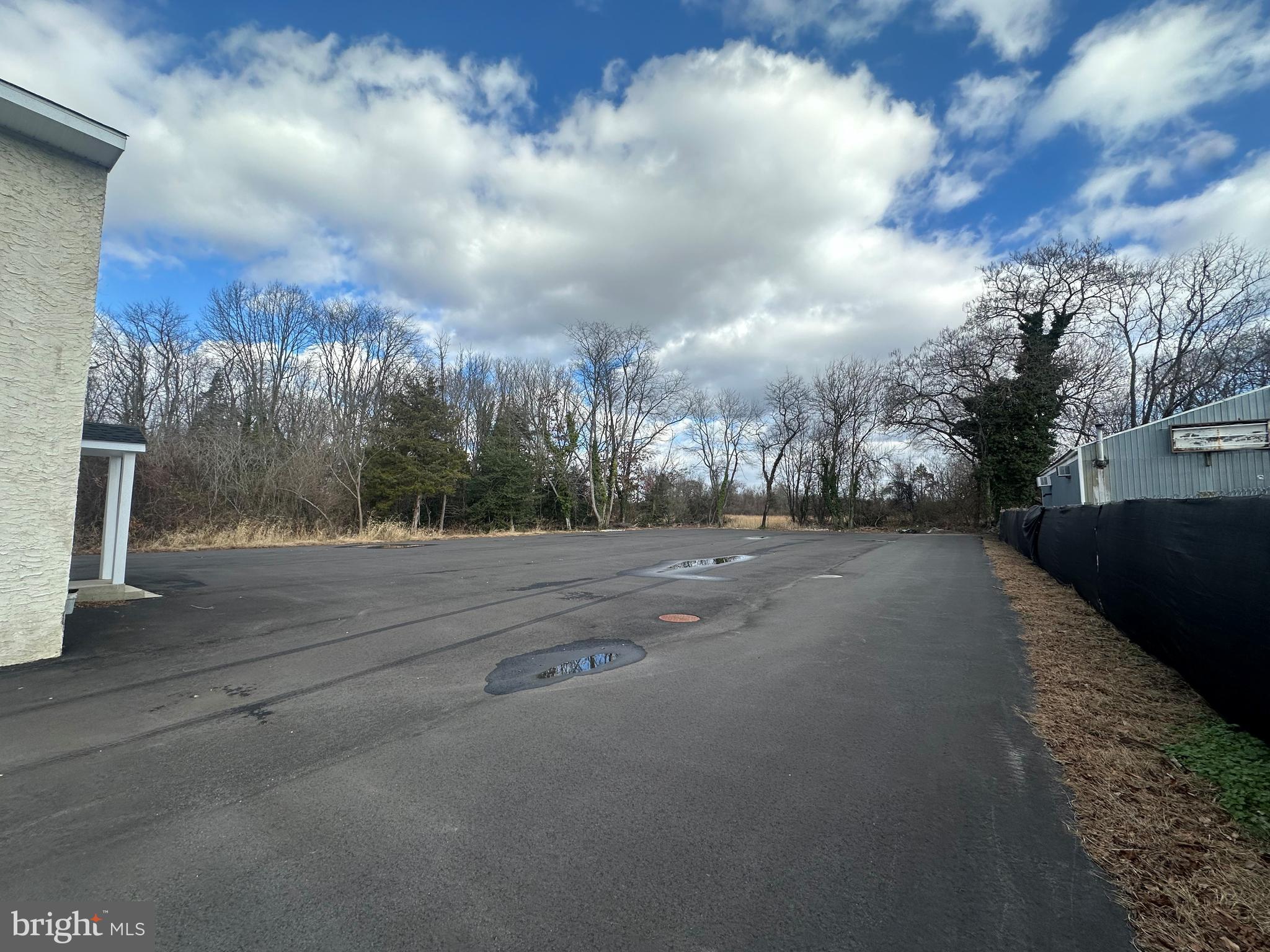 2030 N BLACK HORSE PIKE