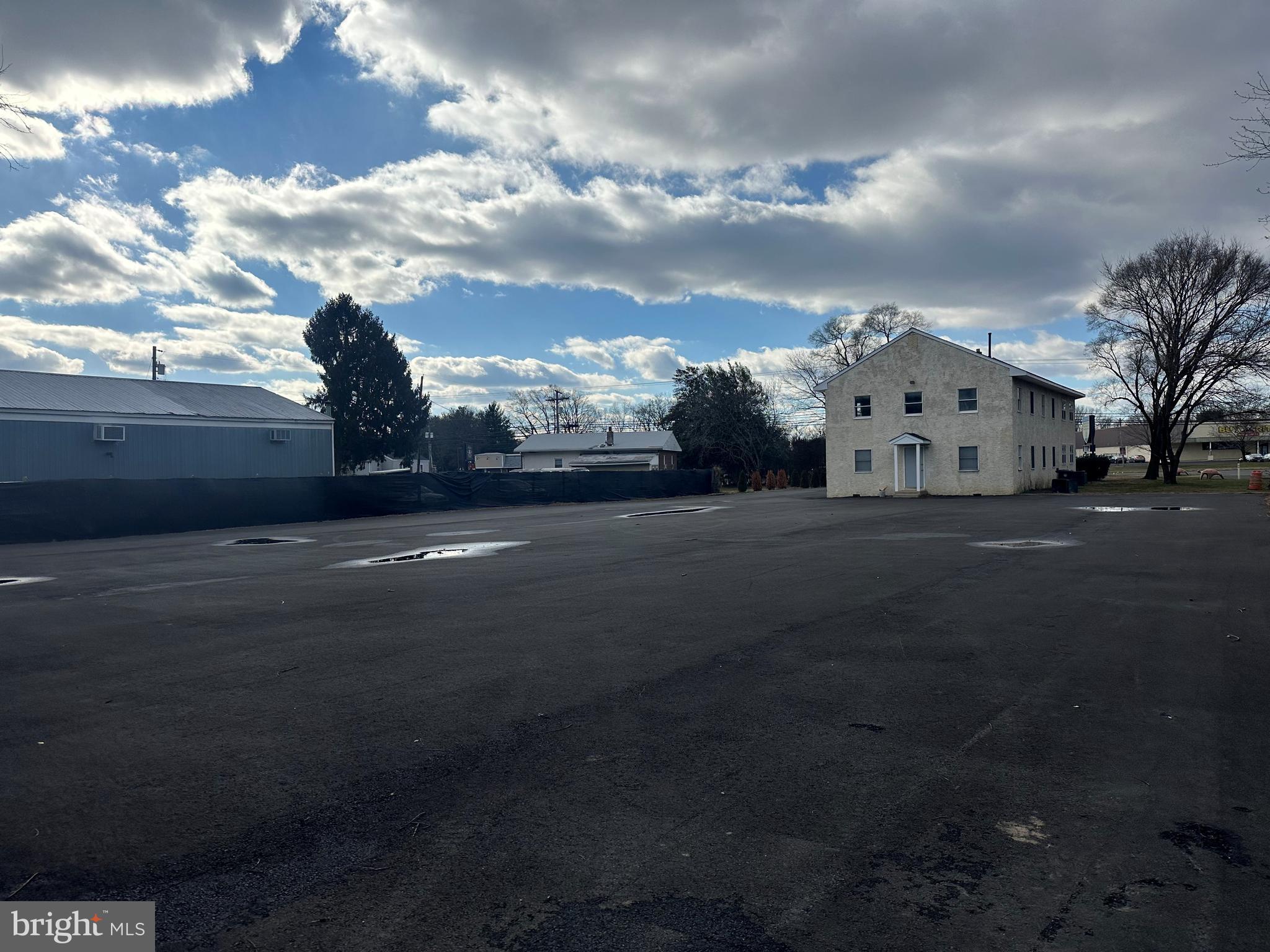 2030 N BLACK HORSE PIKE