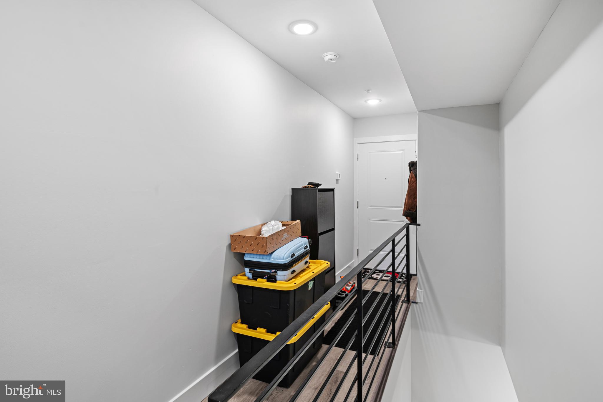 EAST KENSINGTON - Residential Income