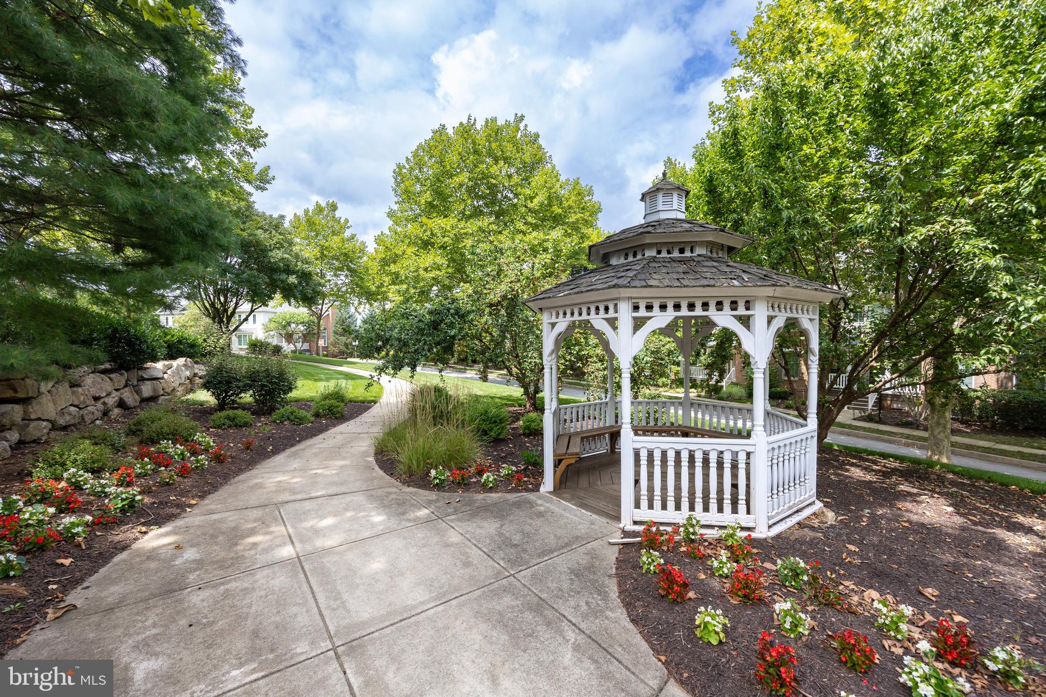 EAGLEVIEW - Residential