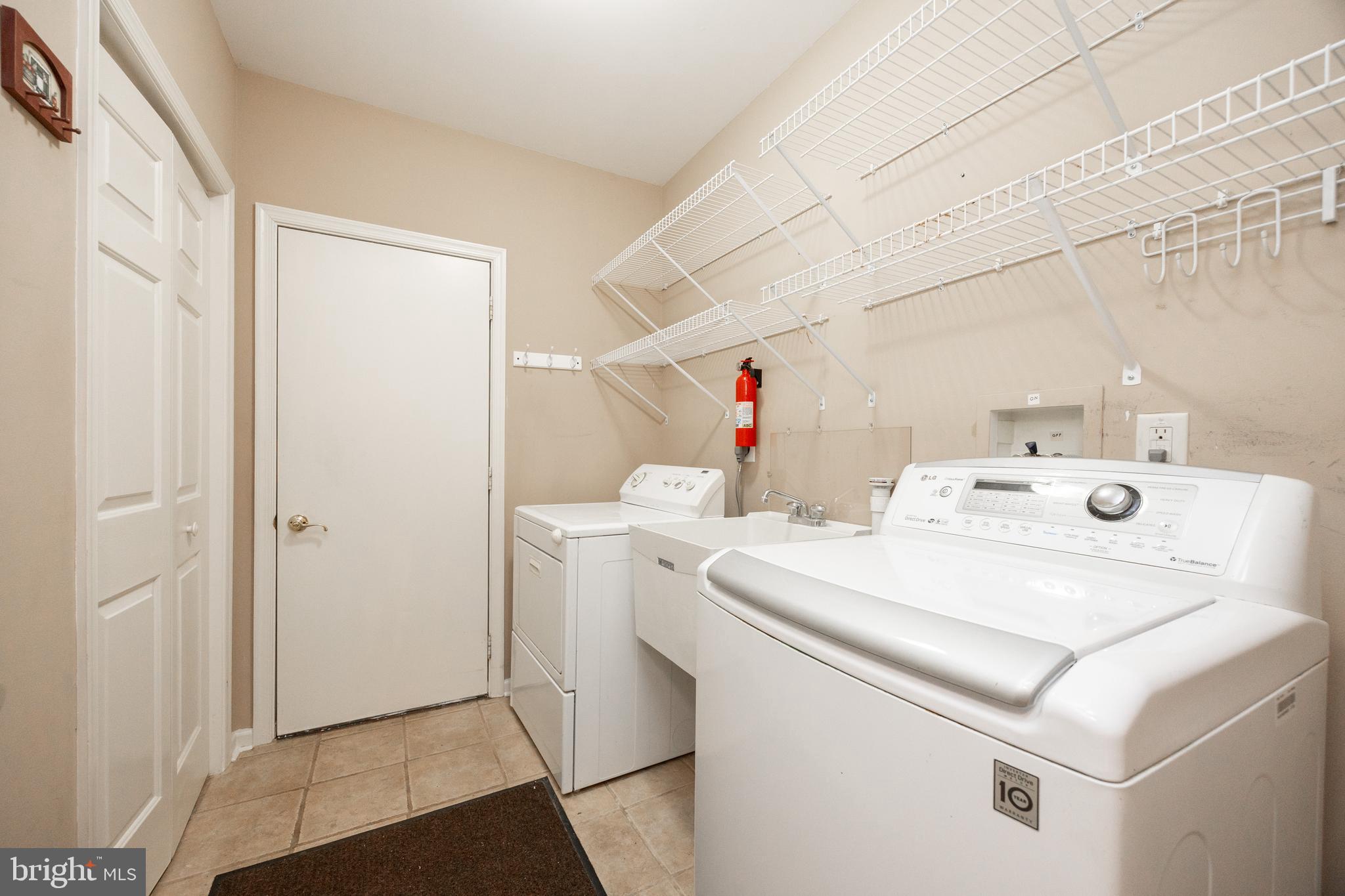 EAGLEVIEW - Residential