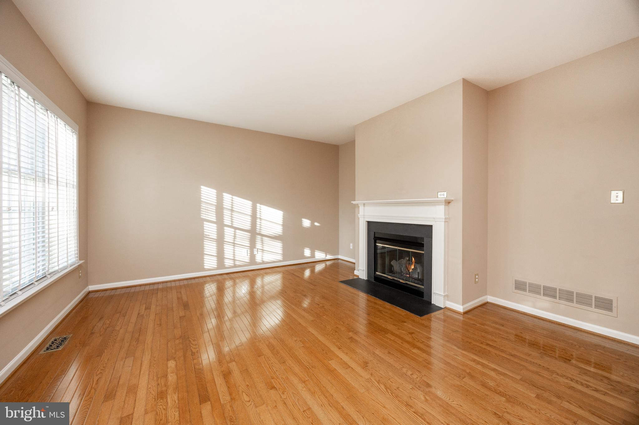 EAGLEVIEW - Residential