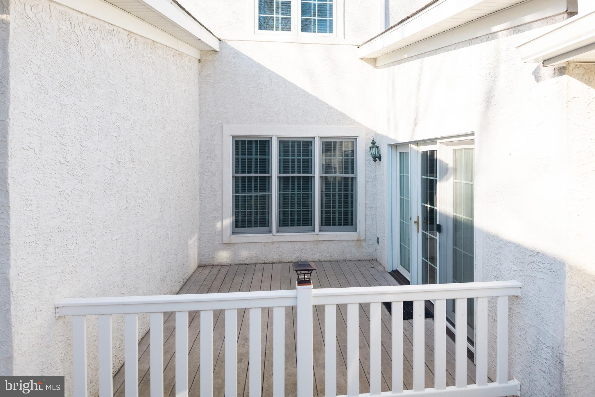 EAGLEVIEW - Residential