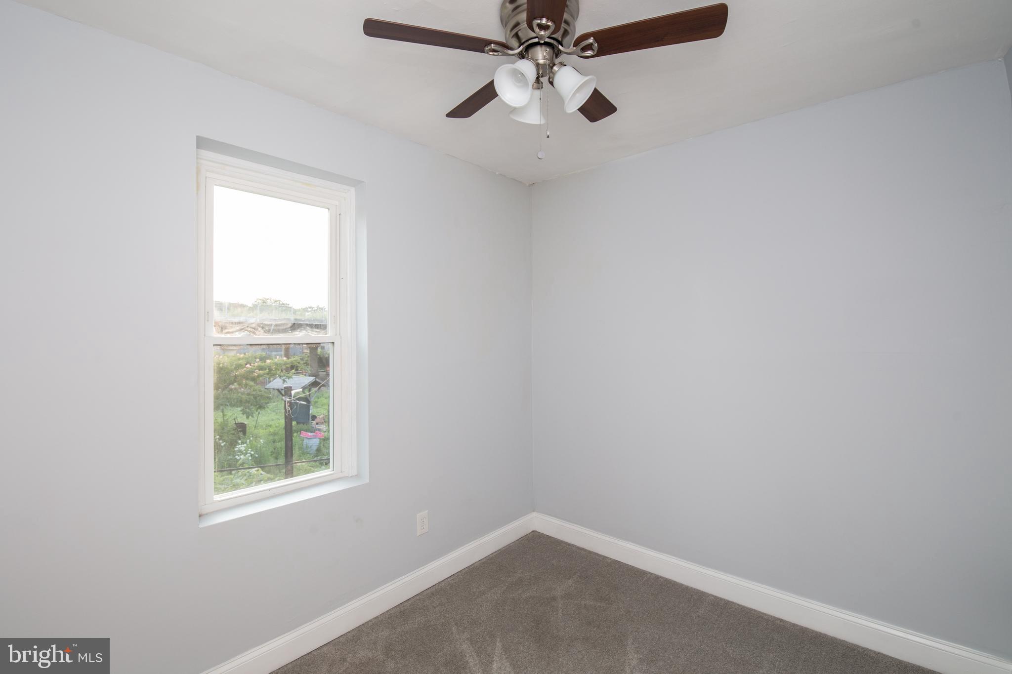 POINT BREEZE - Residential