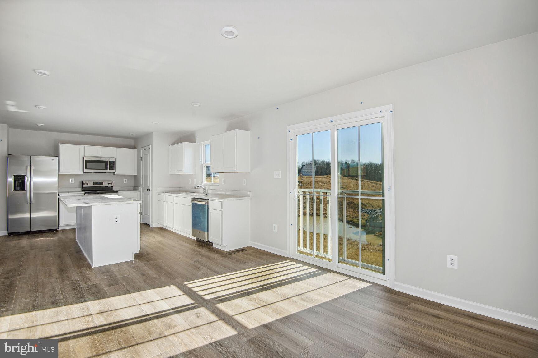 SOUTH BROOK - Residential