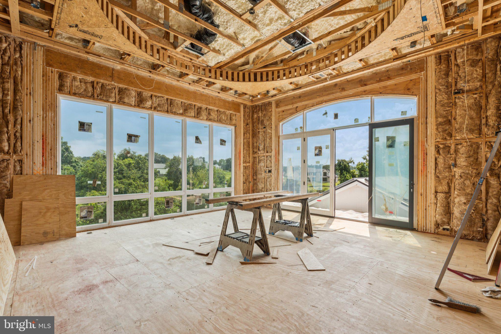 CREIGHTON FARMS - Residential