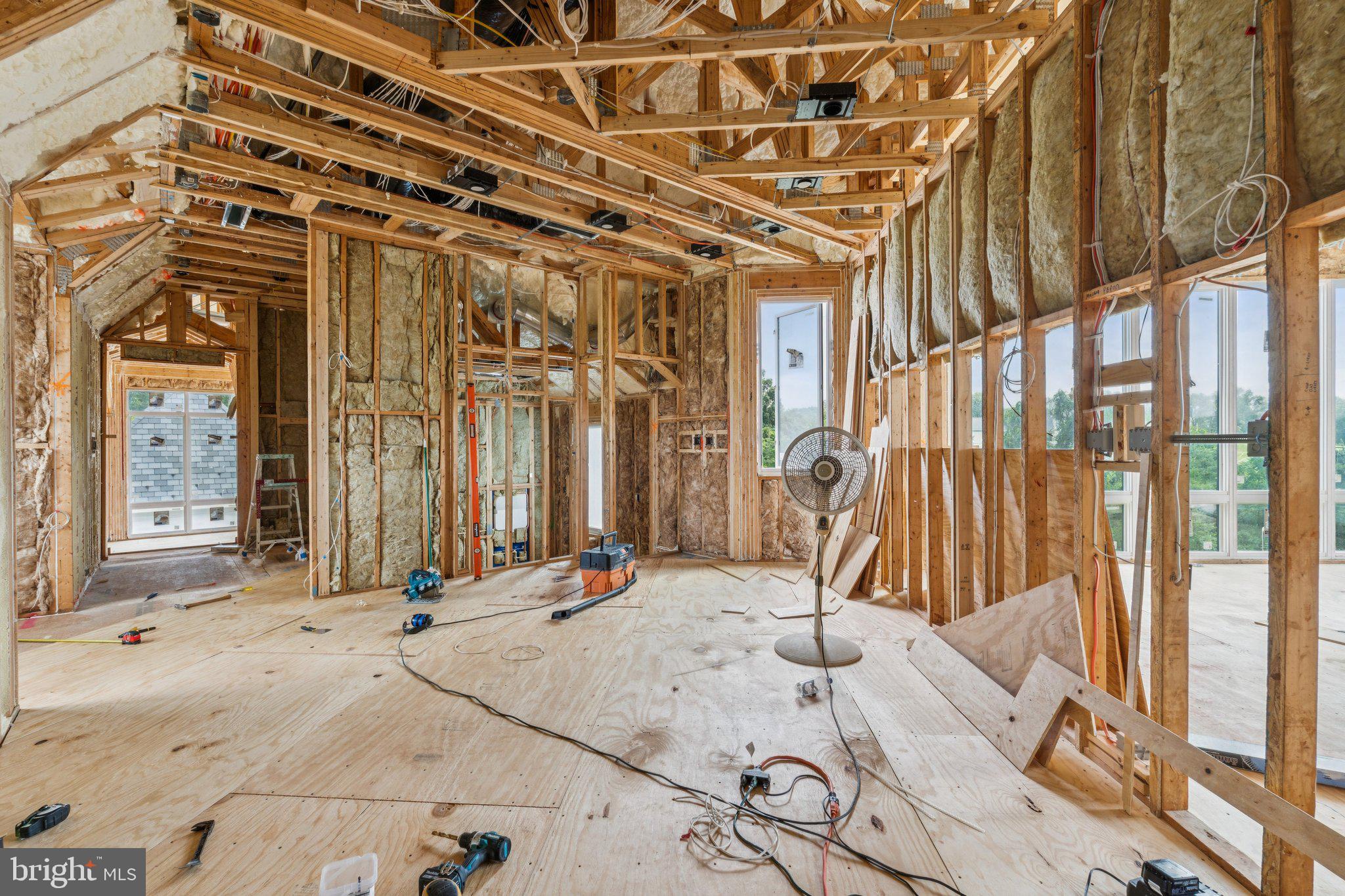 CREIGHTON FARMS - Residential