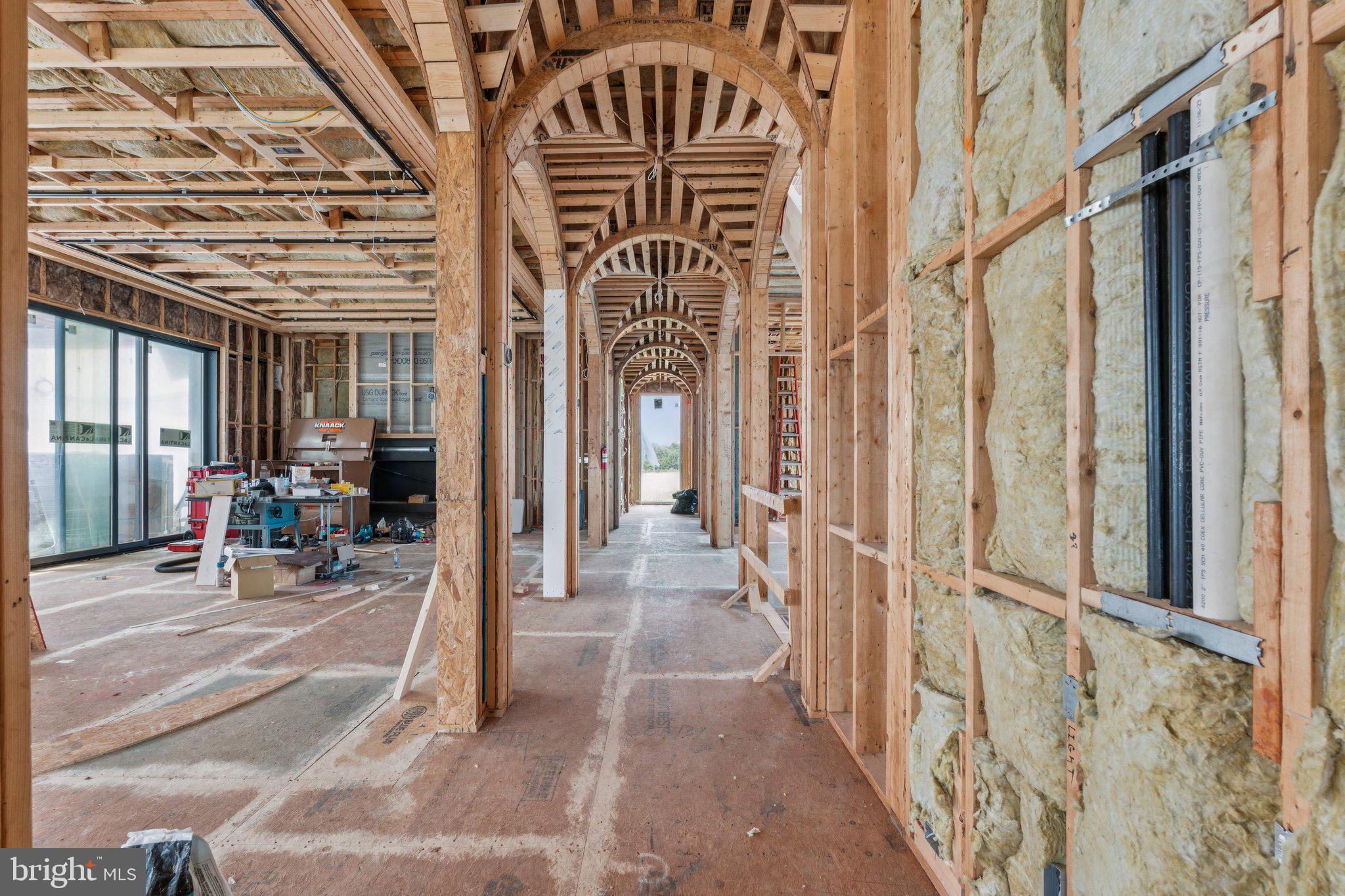 CREIGHTON FARMS - Residential