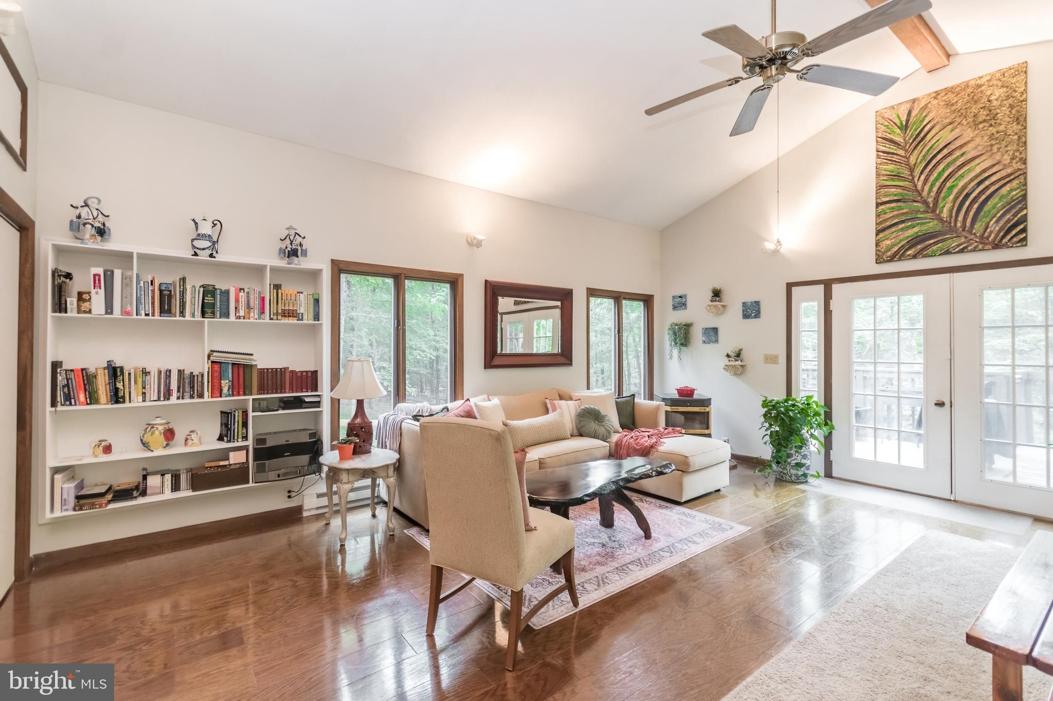 THE WOODS RESORT - Residential