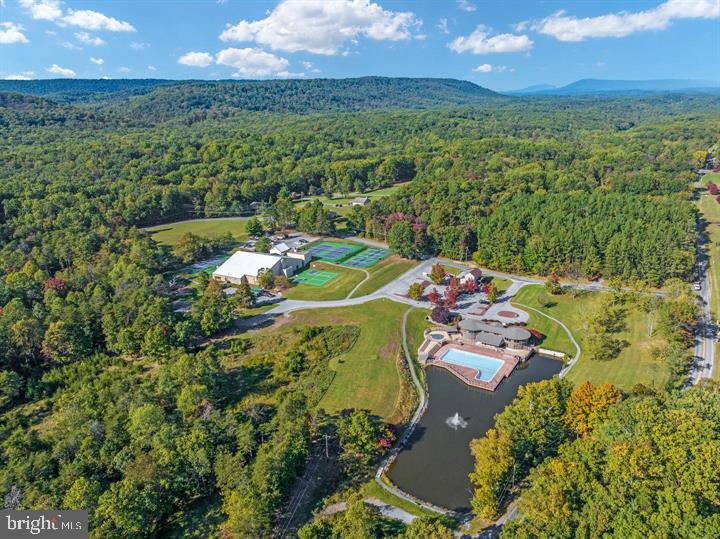 THE WOODS RESORT - Residential