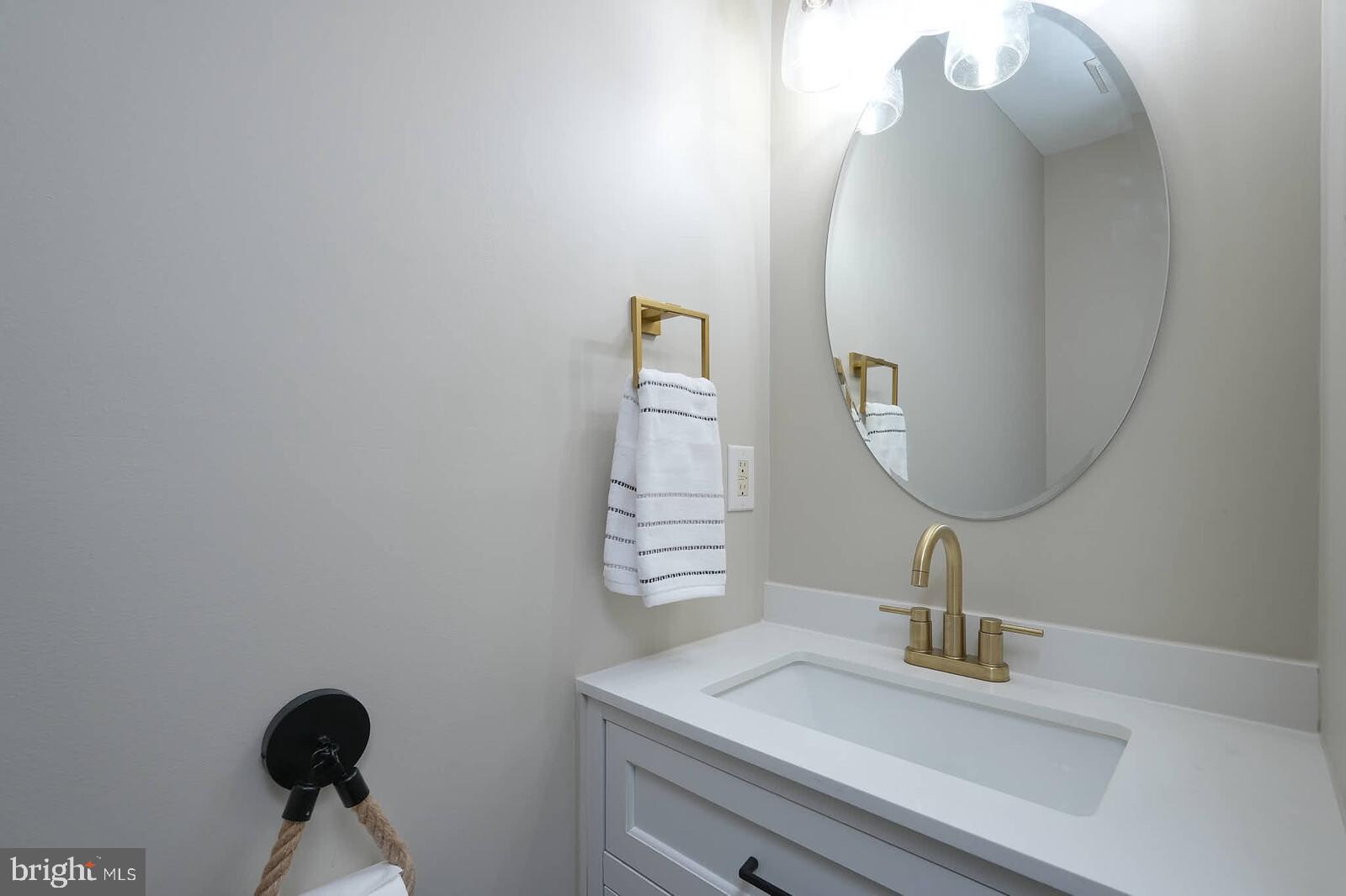 ROBIN MEADOWS - Residential