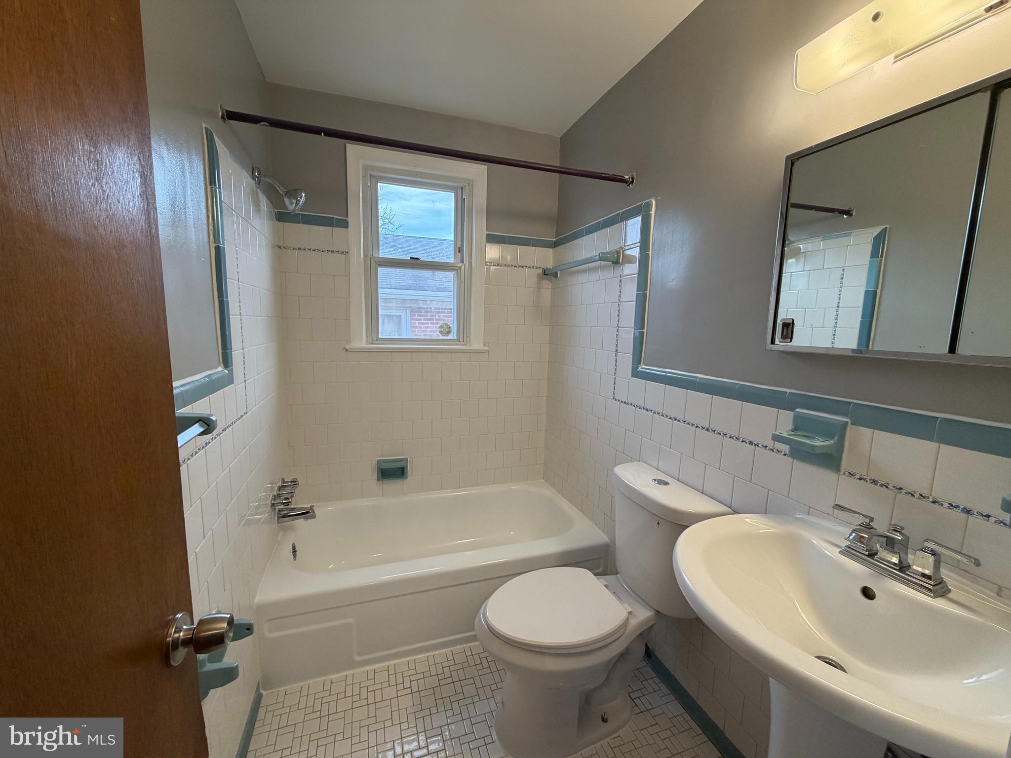 BRADBURY HEIGHTS - Residential