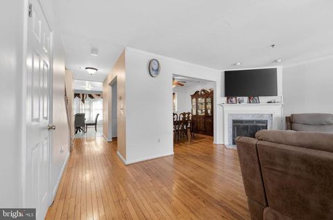 Homes For Sale - 9303 Ispahan Loop<br/> LAUREL, MD 20708