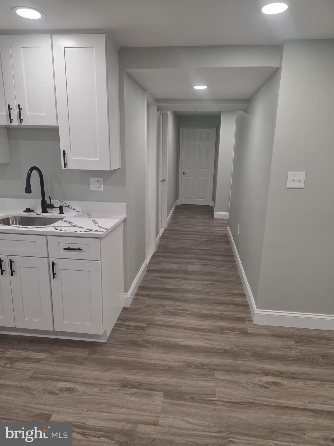 BURGUNDY FARM - Residential Lease