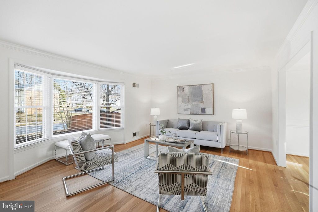 Photo of 8802 Liberty Lane, POTOMAC, MD 20854 (MLS # MDMC2213244)