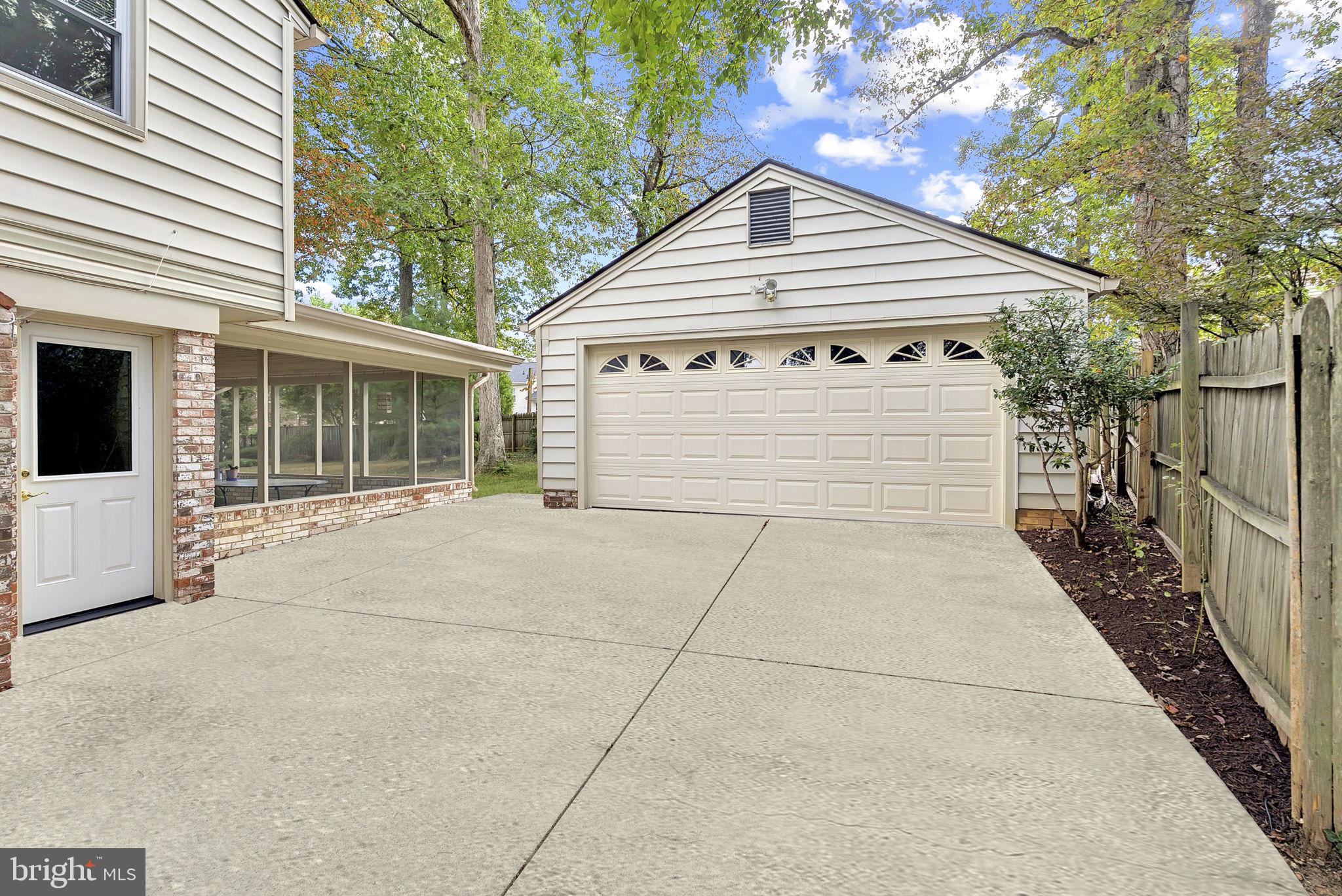 HIGHLAND STONE - Residential