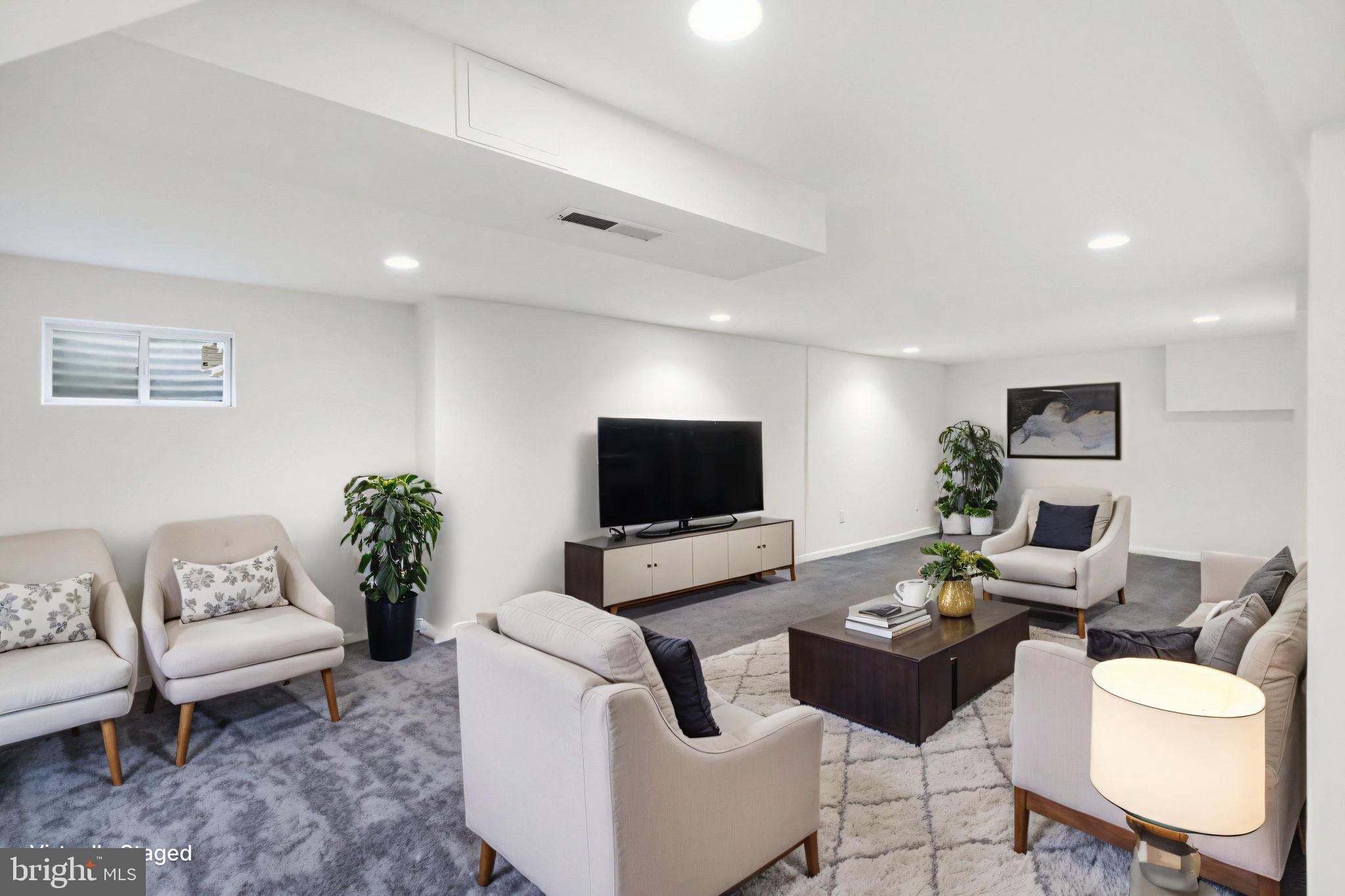 HIGHLAND STONE - Residential