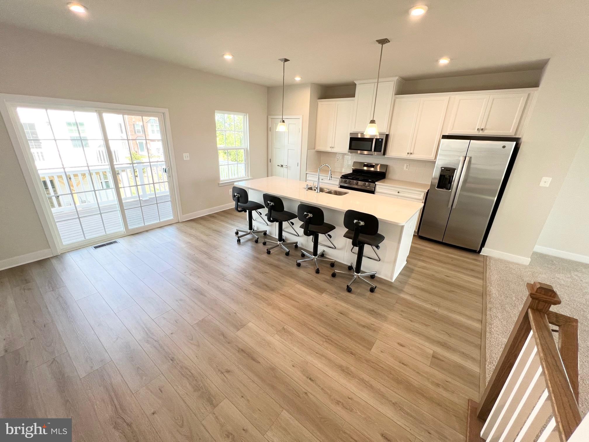 HERITAGE CROSSING - Residential Lease