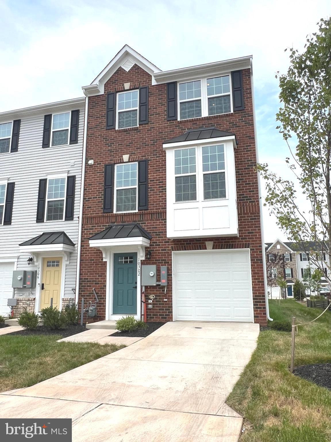 HERITAGE CROSSING - Residential Lease