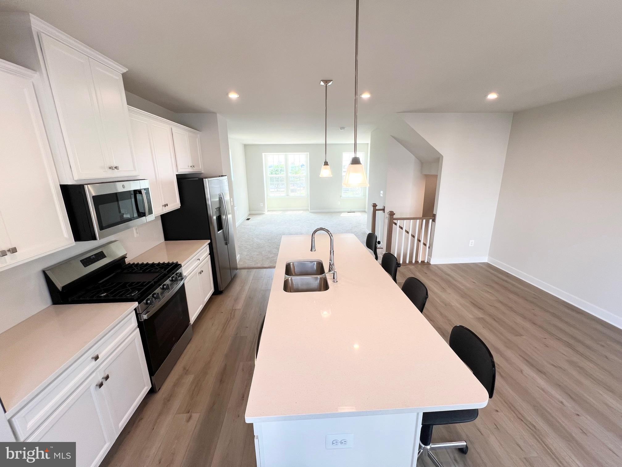 HERITAGE CROSSING - Residential Lease