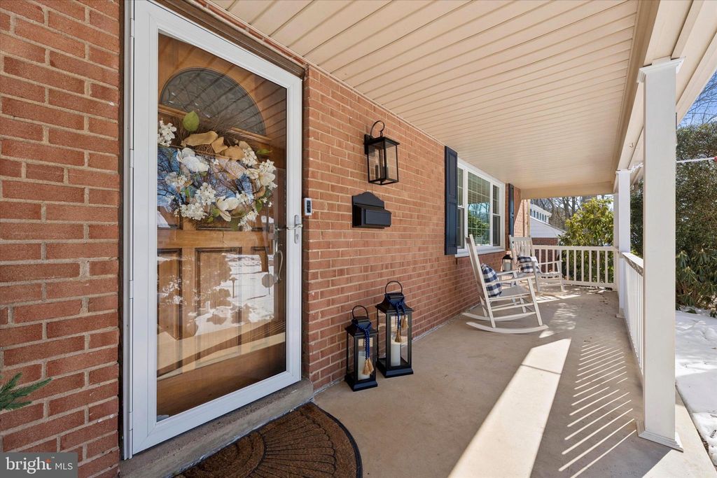 Photo of 147 Snyder Lane, SPRINGFIELD, PA 19064 (MLS # PADE2104624)