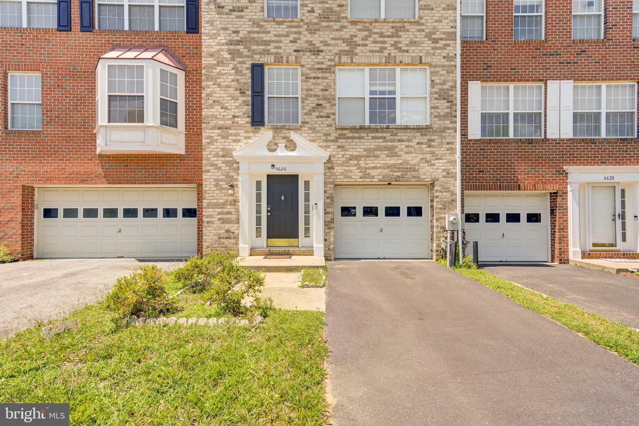 LYONS GATE - Residential Lease