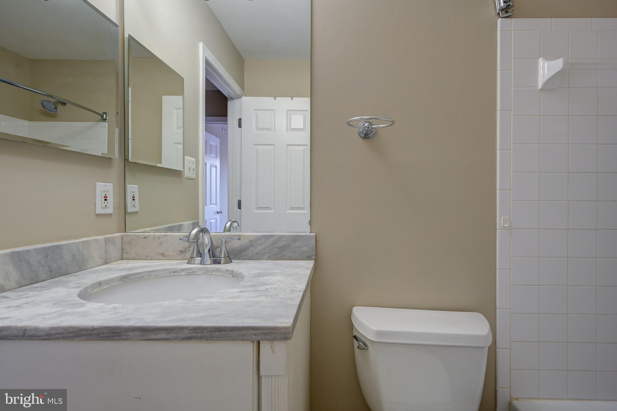 LYONS GATE - Residential Lease