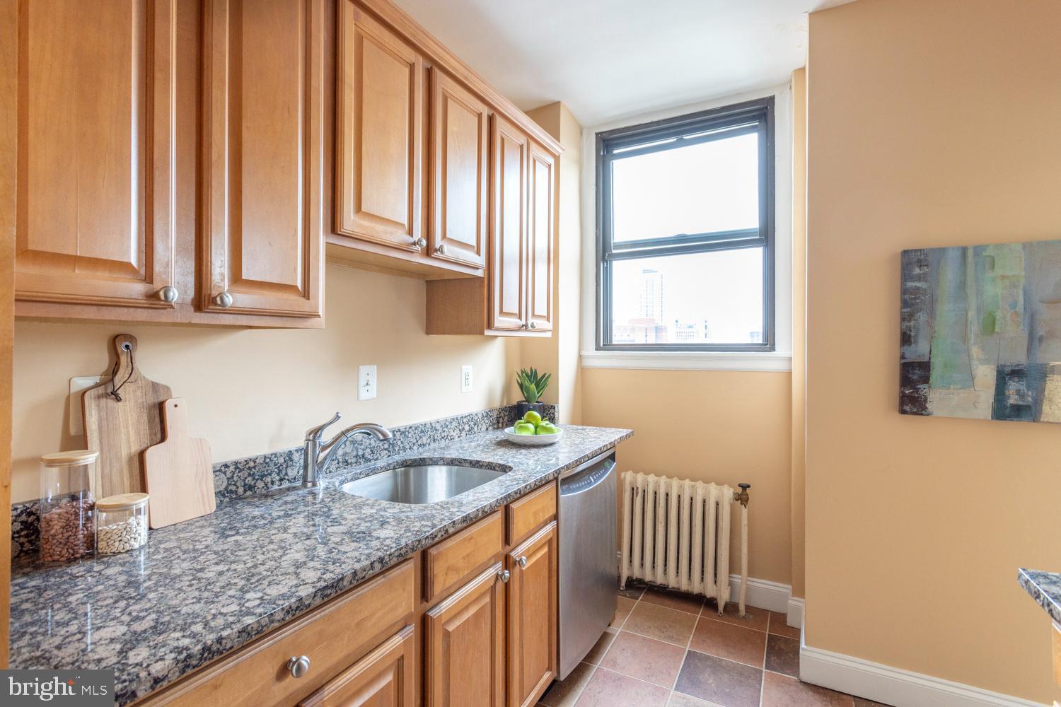 WASHINGTON SQ WEST - Residential Lease