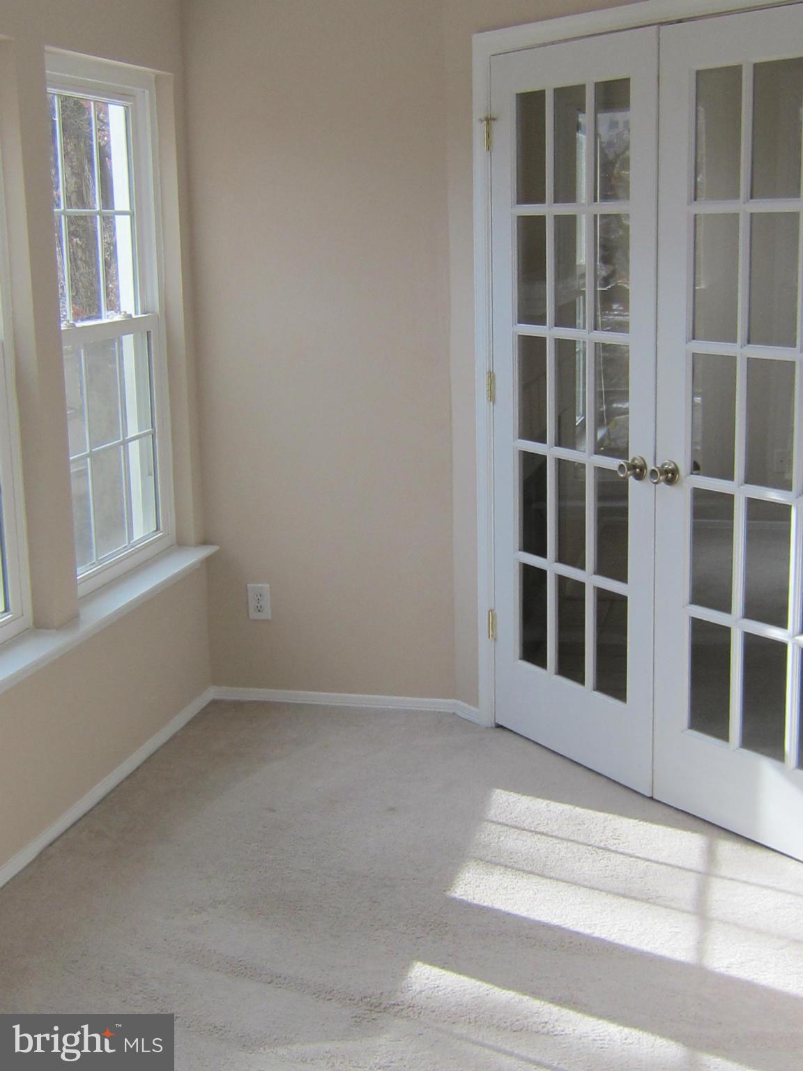 POINTE AT PARK CENTER - Residential Lease