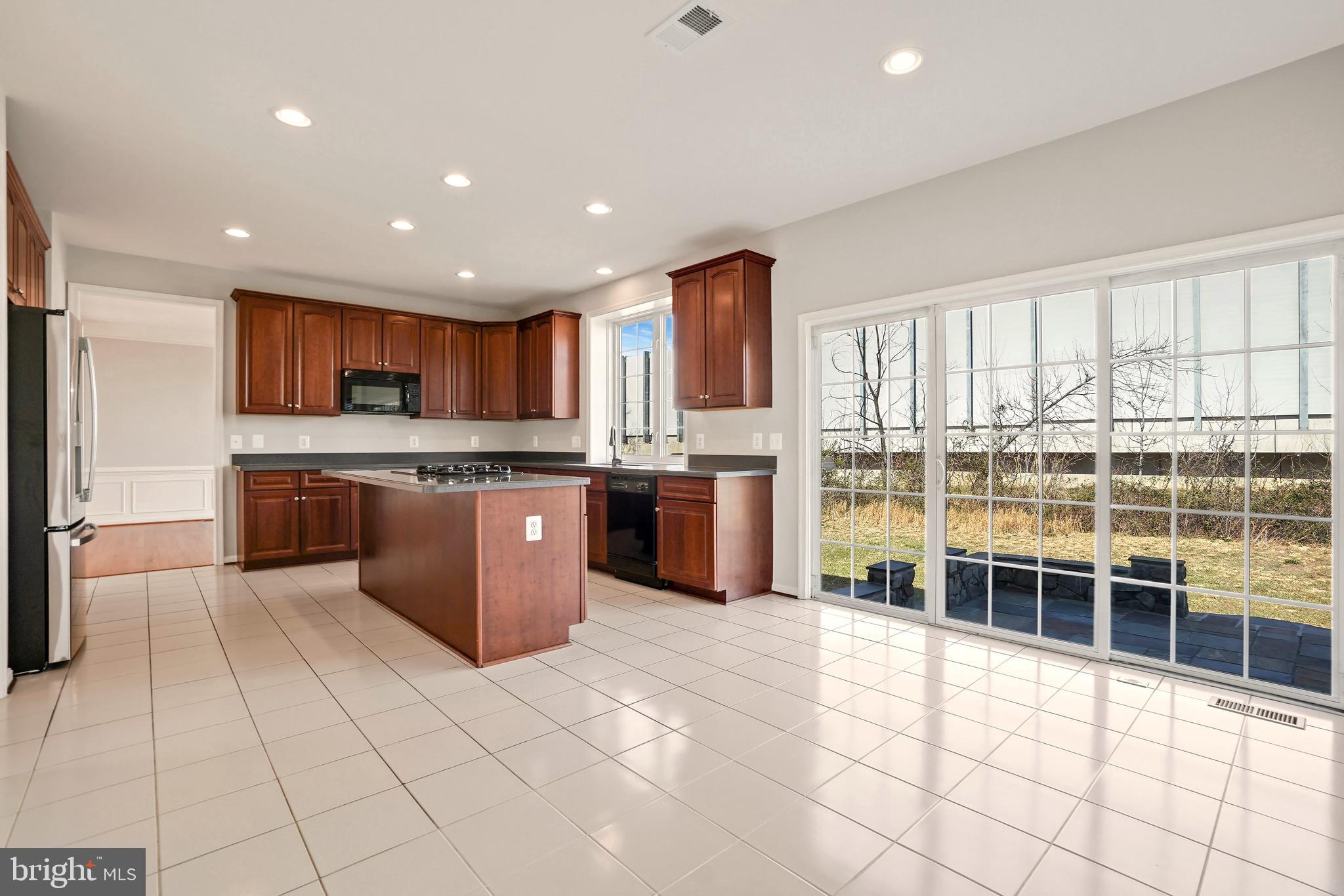 HEATHERBROOK - Residential