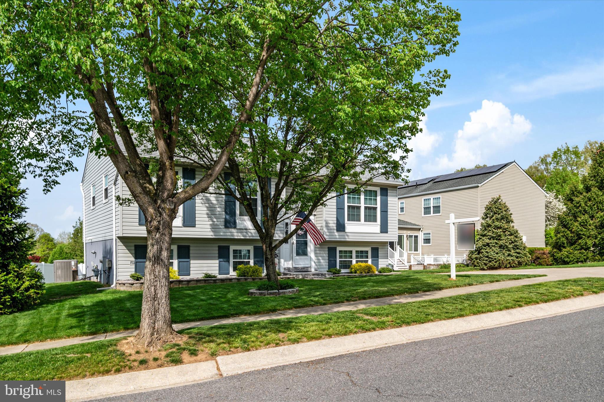 GARLAND - Residential