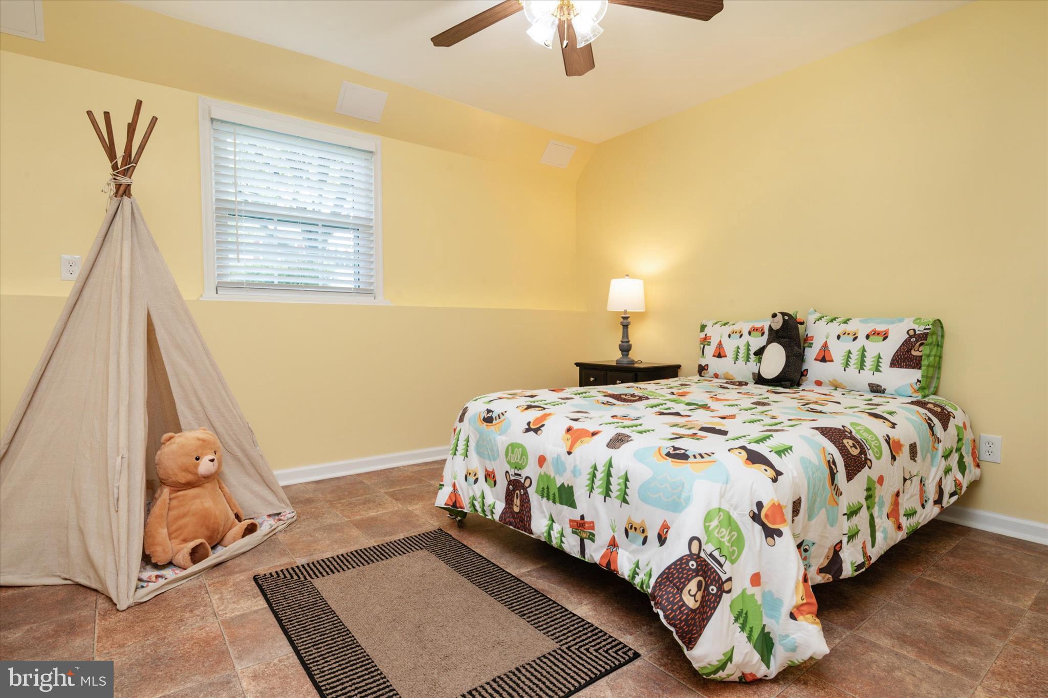 GARLAND - Residential