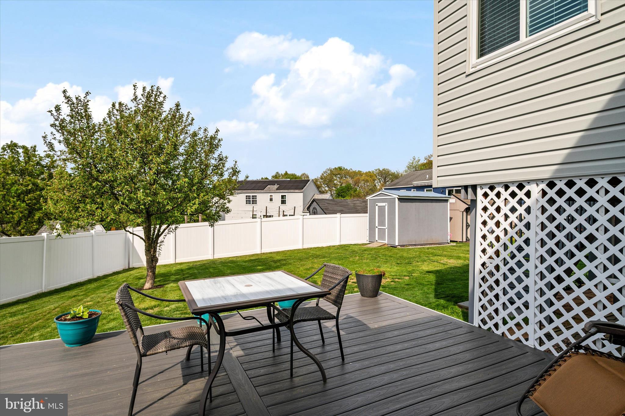 GARLAND - Residential