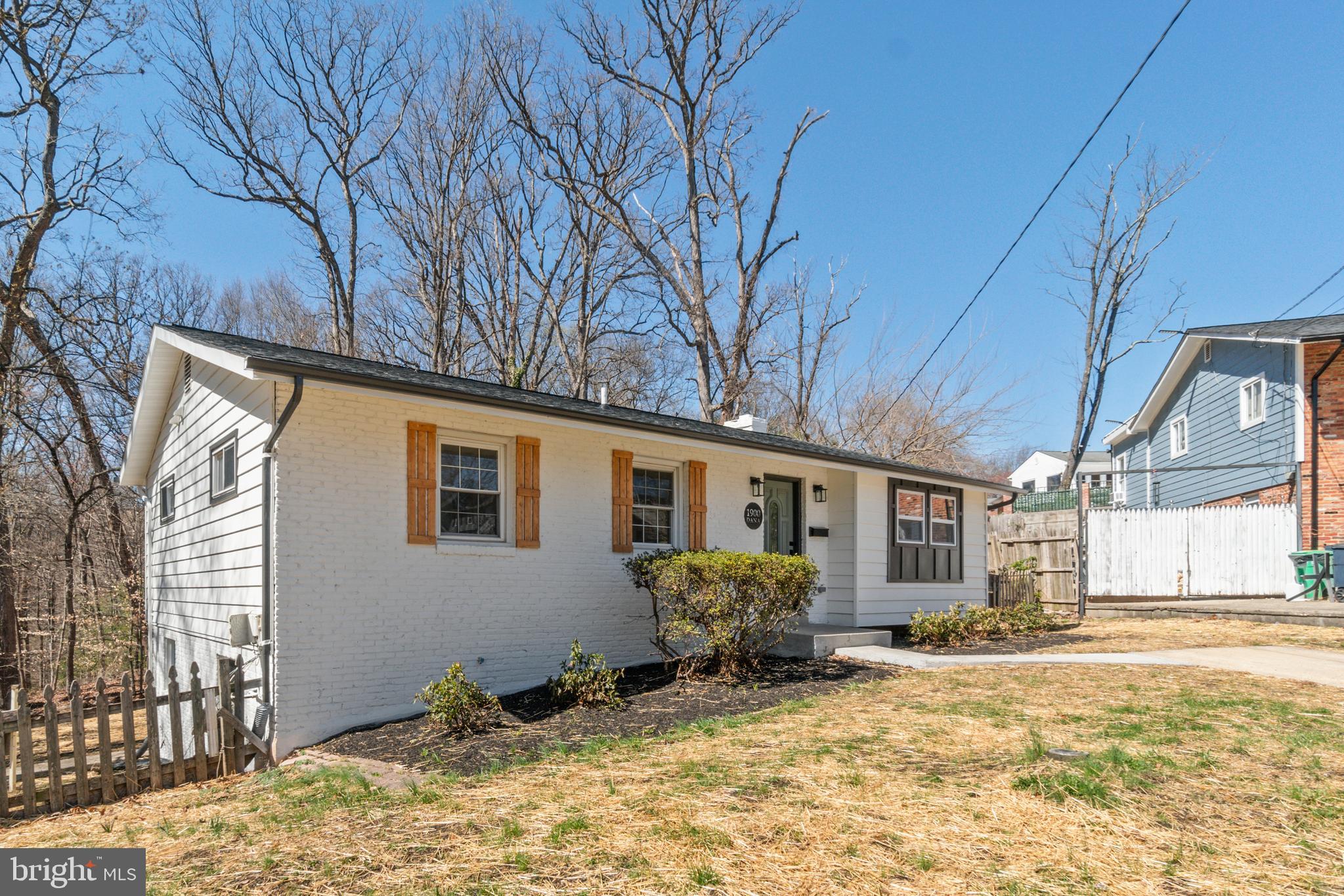 ADELPHI - Residential