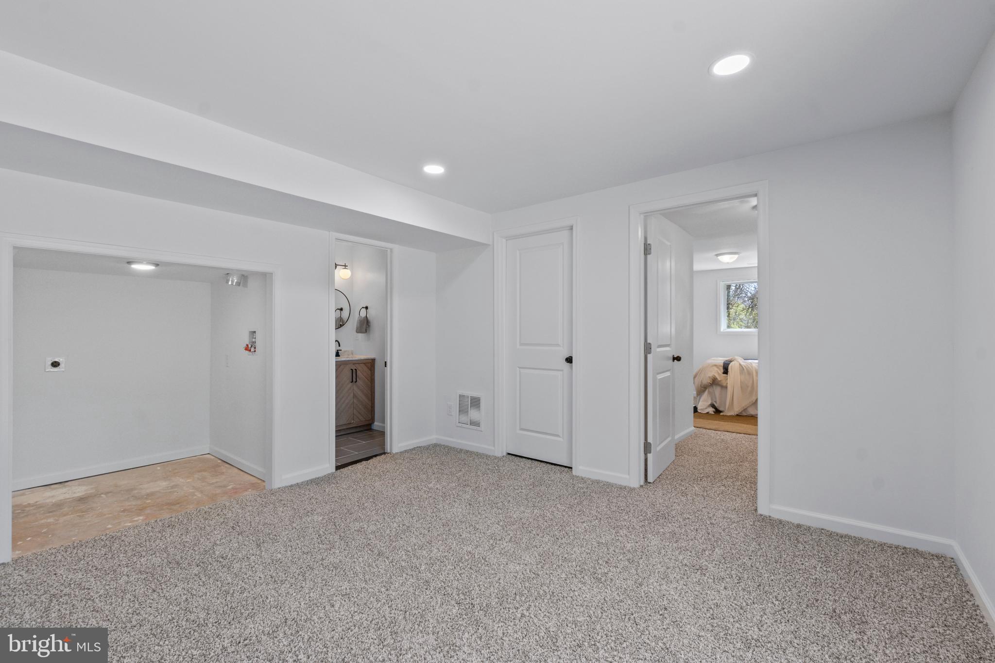 ADELPHI - Residential