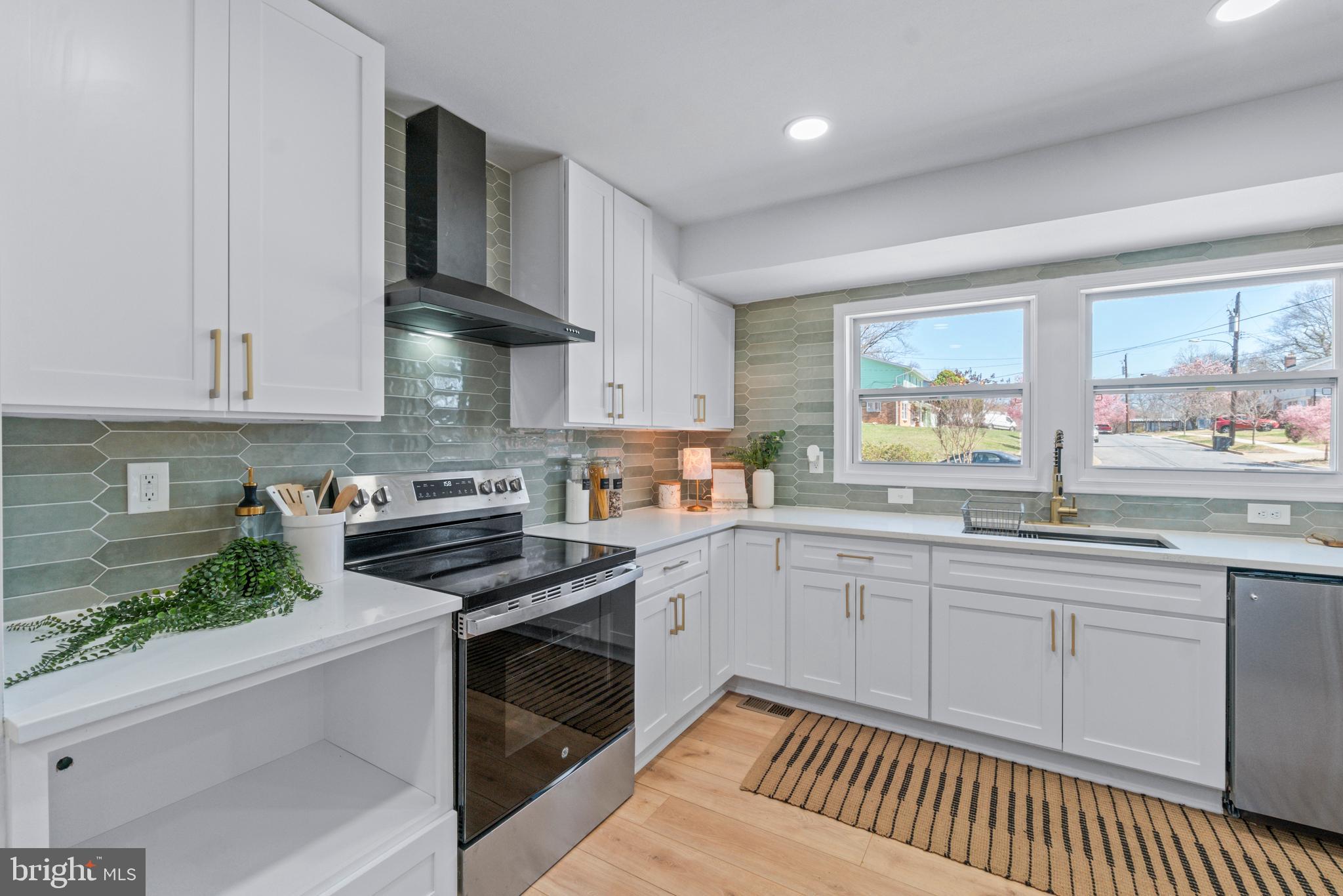 ADELPHI - Residential