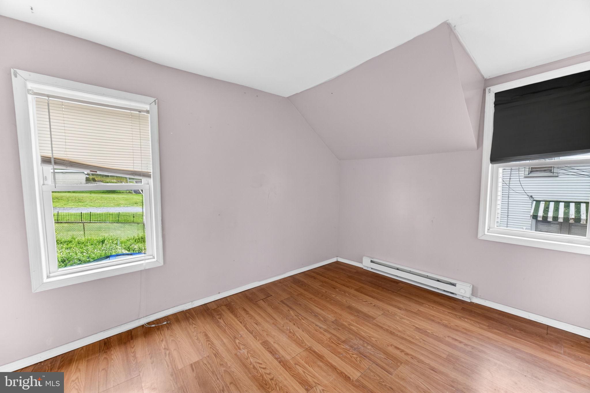 POTTSVILLE - Residential